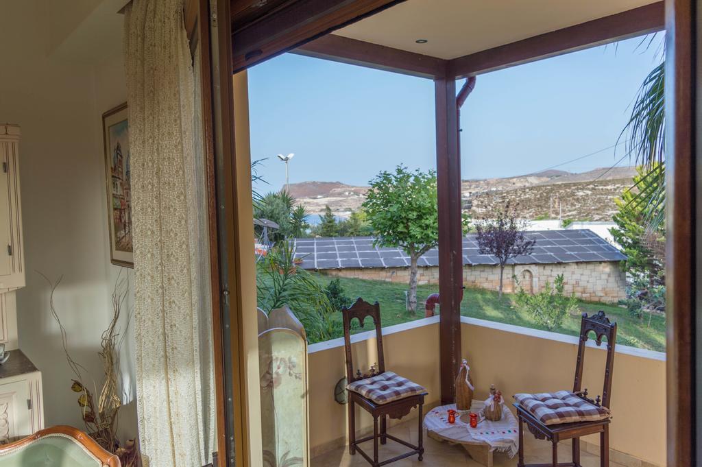 Luxury Villa Karteros Exterior photo