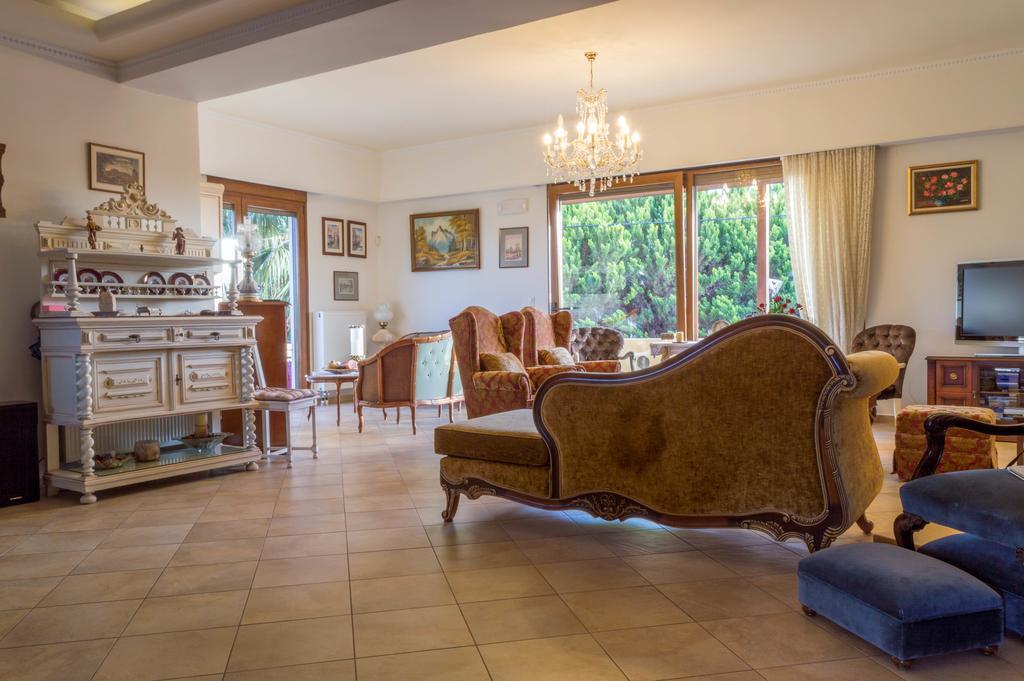 Luxury Villa Karteros Exterior photo