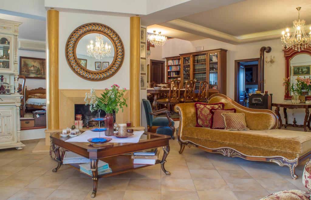 Luxury Villa Karteros Exterior photo