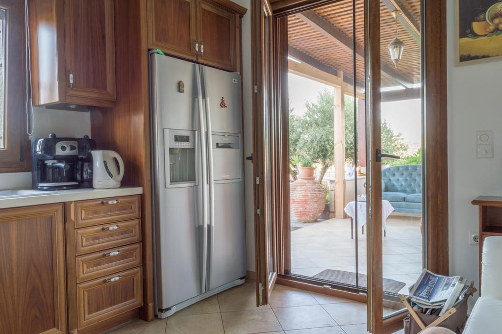 Luxury Villa Karteros Exterior photo